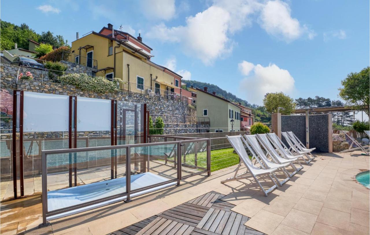 Gorgeous Home In Magliolo-Finale Ligure Extérieur photo