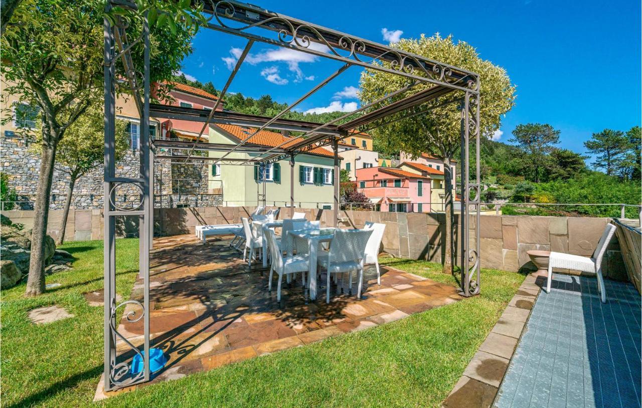 Gorgeous Home In Magliolo-Finale Ligure Extérieur photo