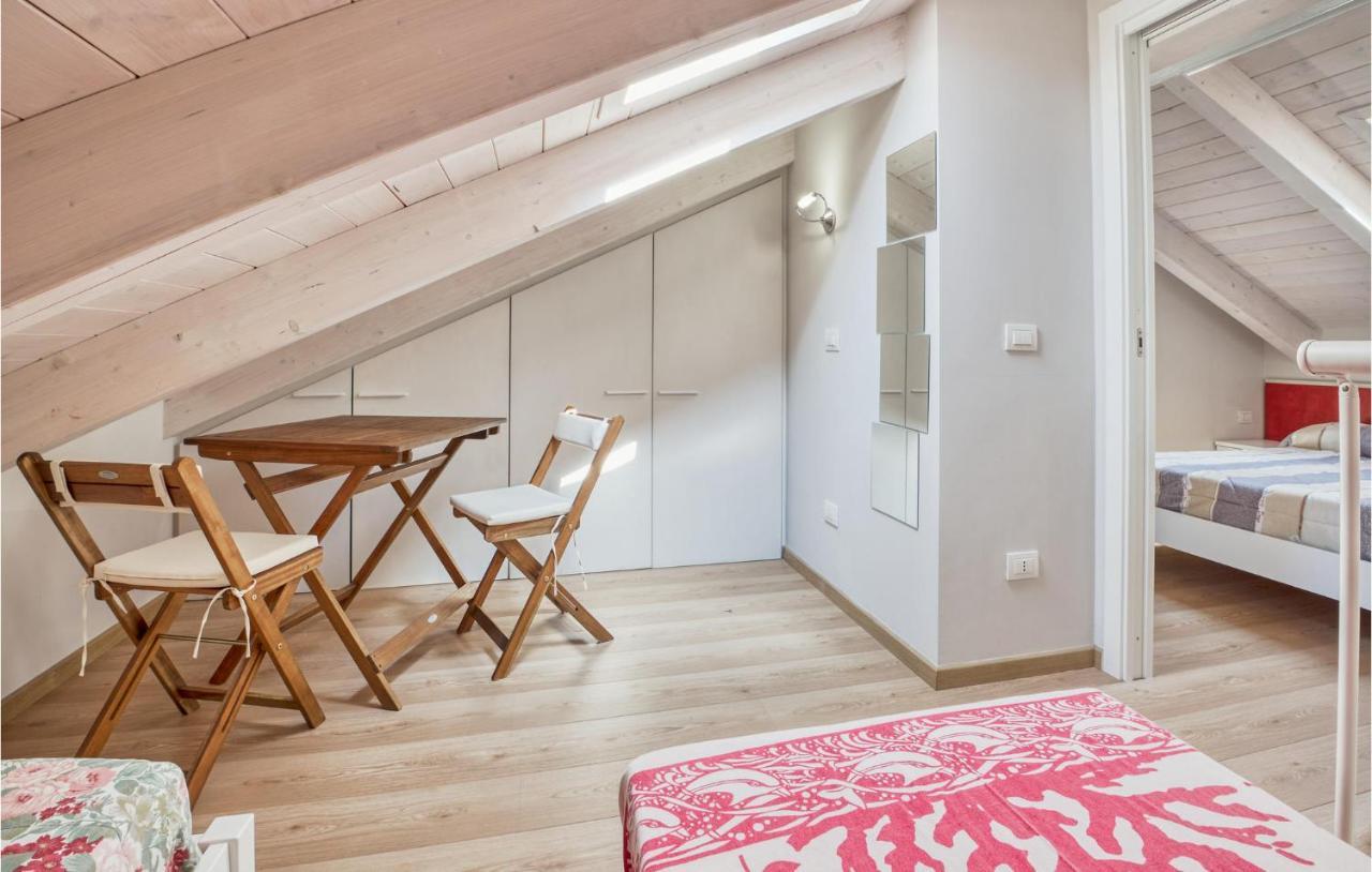 Gorgeous Home In Magliolo-Finale Ligure Extérieur photo