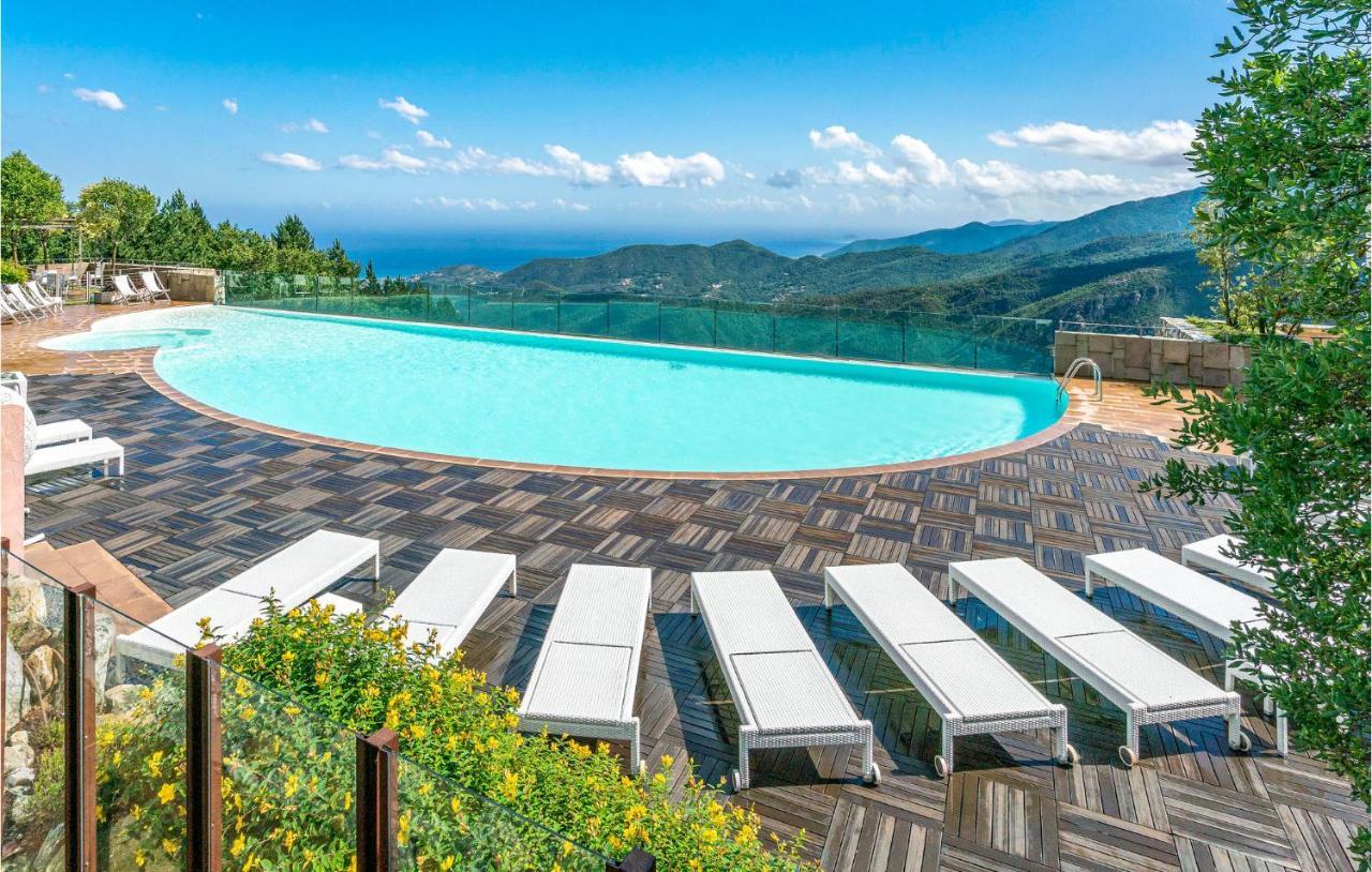 Gorgeous Home In Magliolo-Finale Ligure Extérieur photo